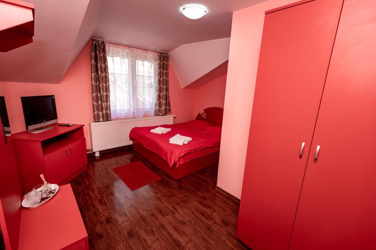 Complex Stefanesti Hotel Bozovici Exterior foto
